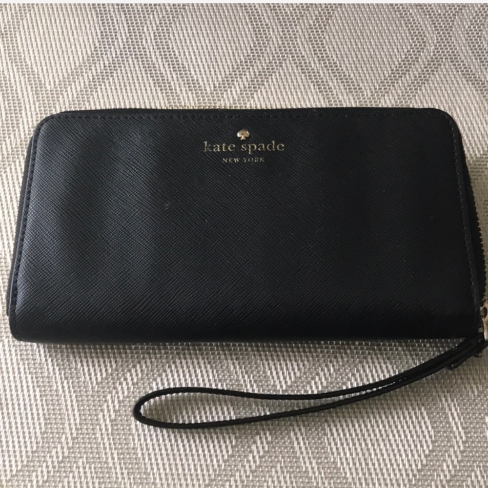Kate Spade Wristlet Wallet